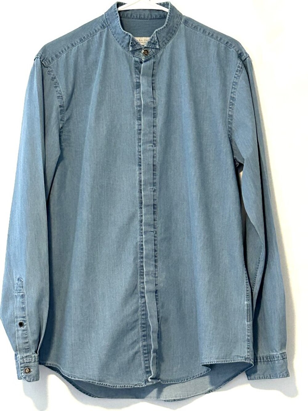 Zara Man cotton long sleeve blue denim shirt, size large slim
